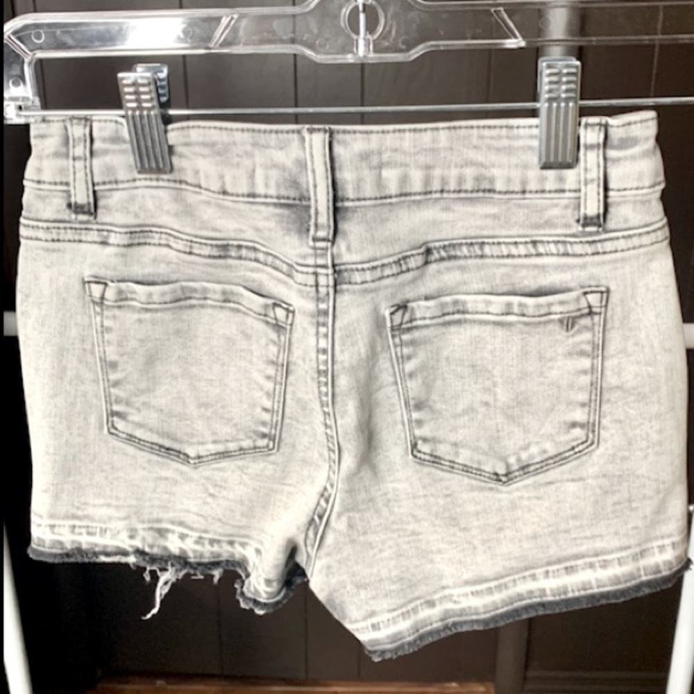 Girls TRACTR Jean Shorts in Faded Black/ Gray / White, Size 10 - Picture 3 of 3